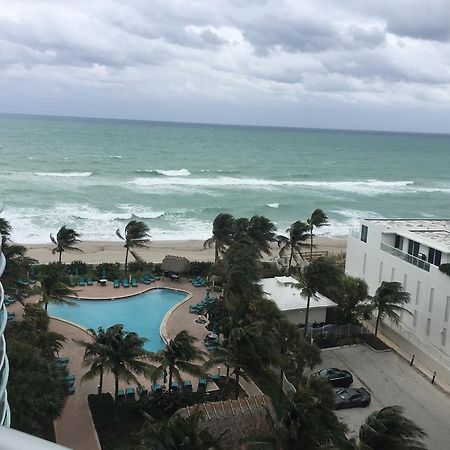 Hollywood Beach Side Apartments Room photo