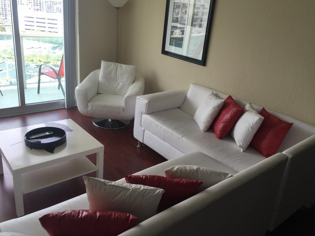 Hollywood Beach Side Apartments Room photo