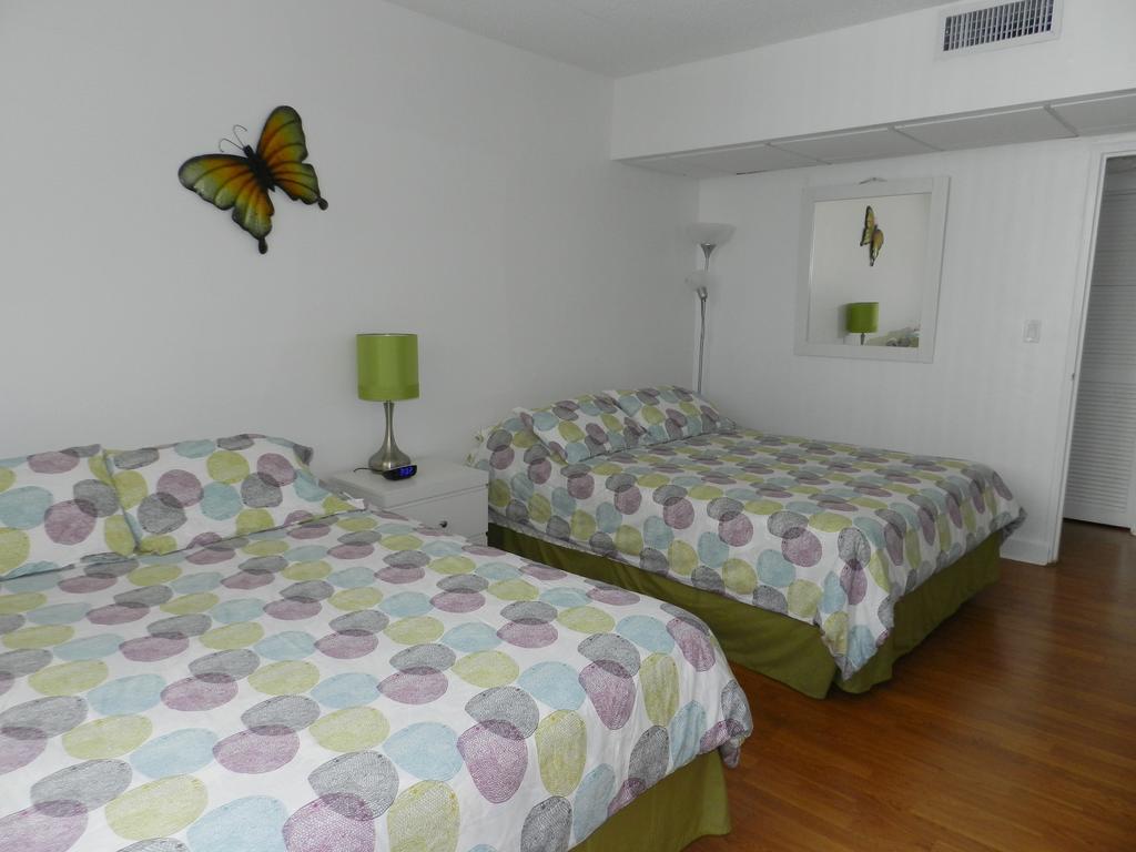 Hollywood Beach Side Apartments Room photo