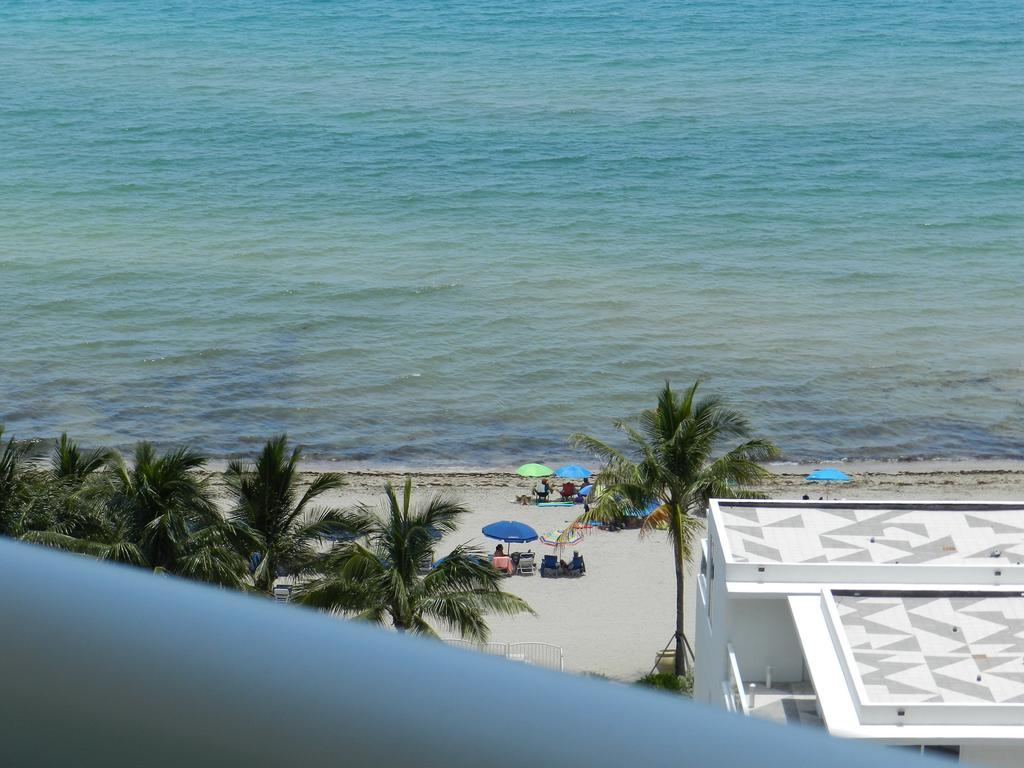 Hollywood Beach Side Apartments Room photo