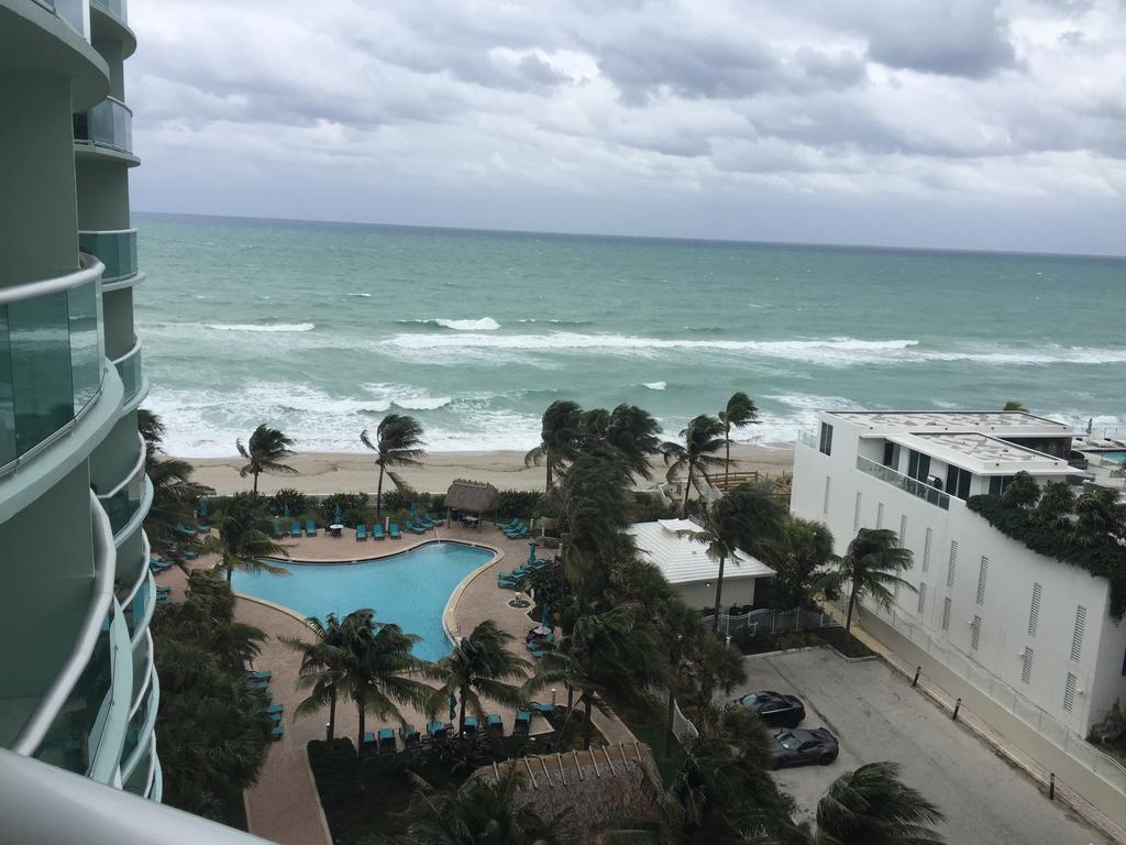 Hollywood Beach Side Apartments Room photo